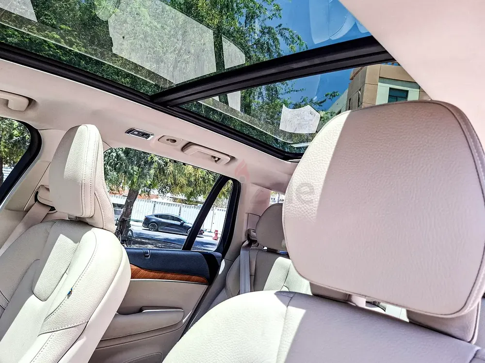AED 2128/month | 2022 Volvo XC90 B5 Momentum | GCC Specs | Ref#465420 - Image 11