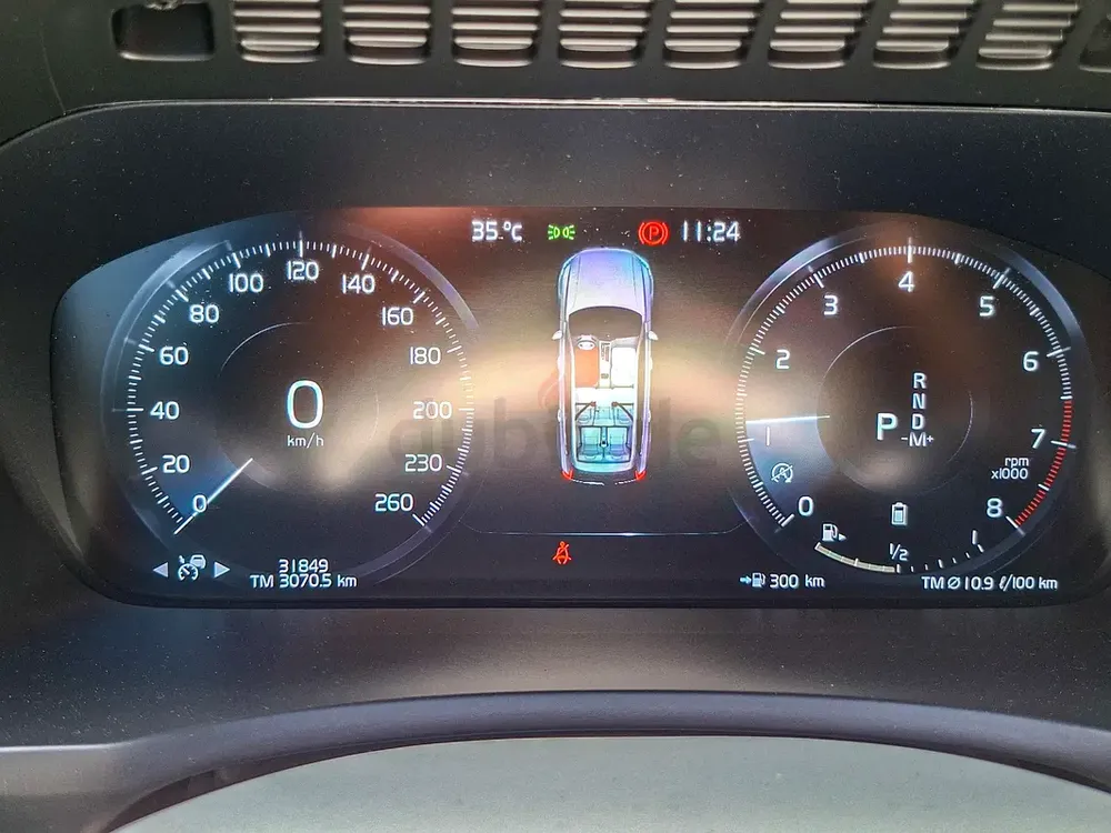 AED 2128/month | 2022 Volvo XC90 B5 Momentum | GCC Specs | Ref#465420 - Image 18