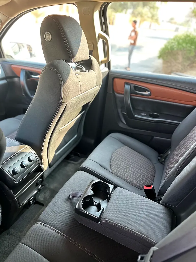 Chevrolet traverse 2015 GCC | Great condition - Image 13