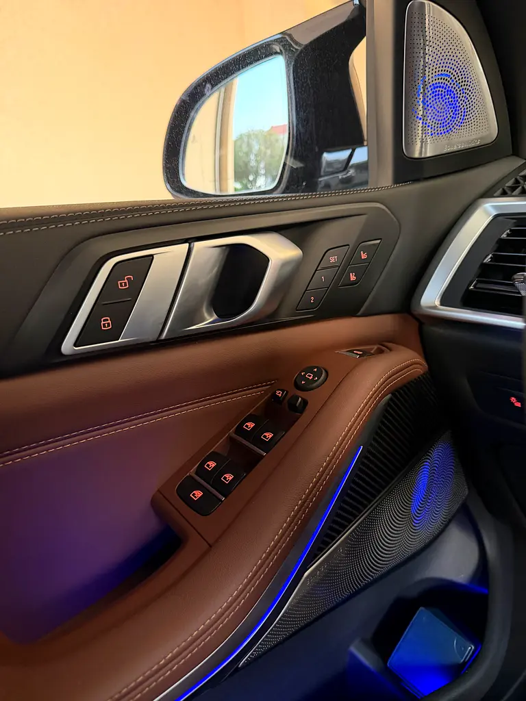 BMW X5 M60i 2024 GCC Specs - Image 6