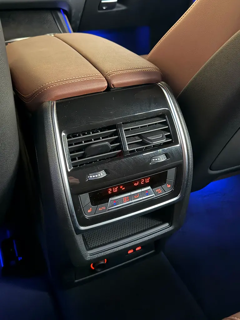 BMW X5 M60i 2024 GCC Specs - Image 7