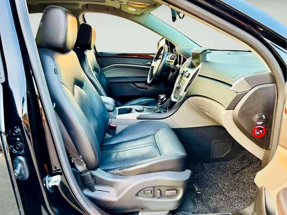 CADICaLLAC SRX | 2011 | CLEAN CAR | FRESH JAPAN IMPORT - Image 12