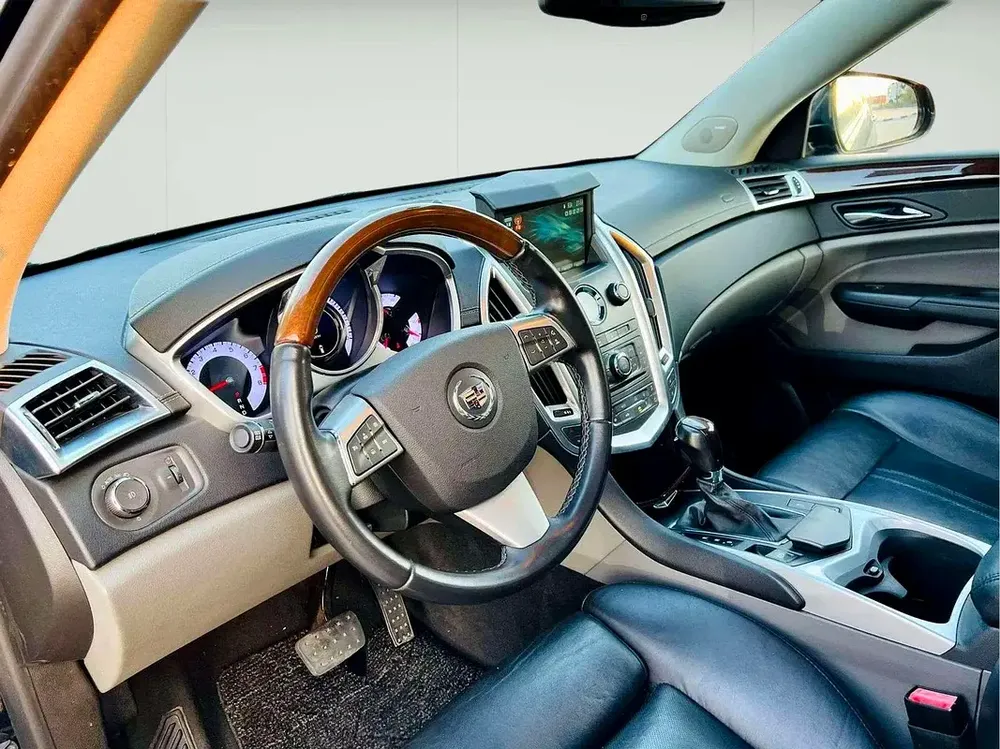 CADICaLLAC SRX | 2011 | CLEAN CAR | FRESH JAPAN IMPORT - Image 9