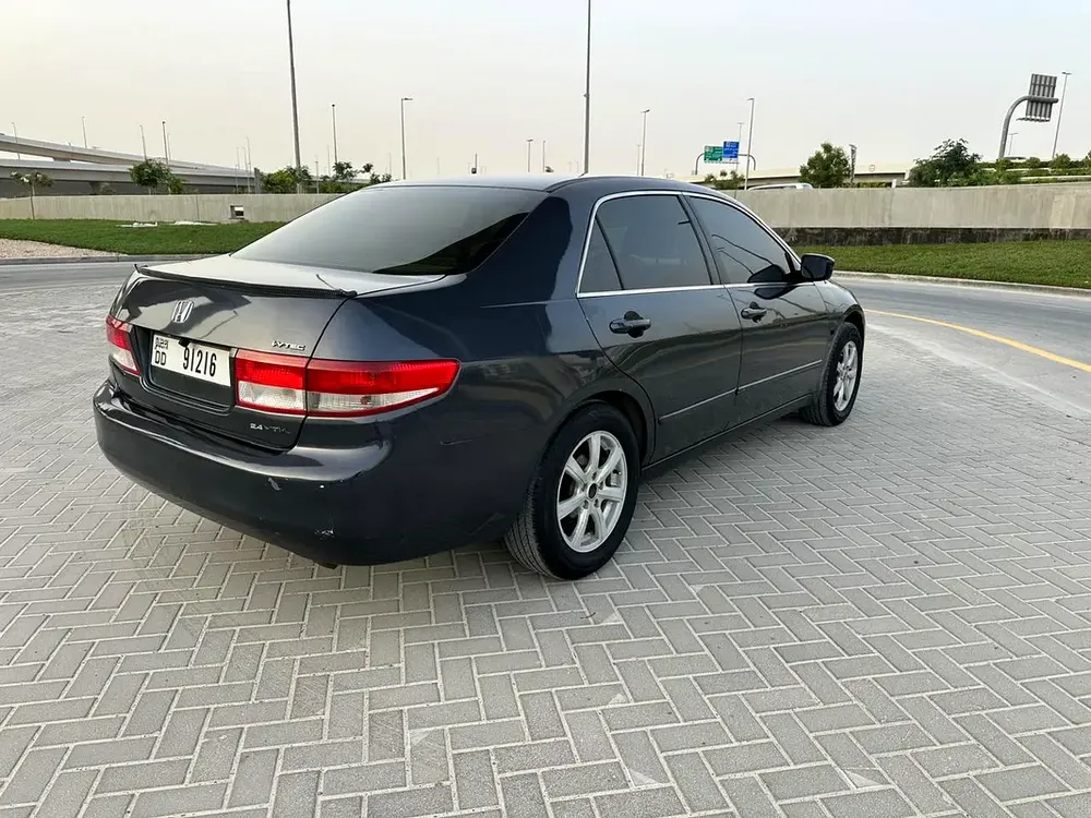 Honda Accord LX 2004 GCC Specs - Image 4