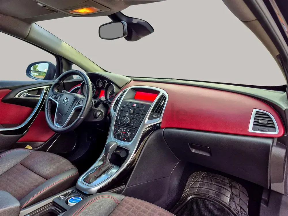 Inspected Car | 2014 Opel Astra GTC | GCC Specs | Ref#443184 - Image 9