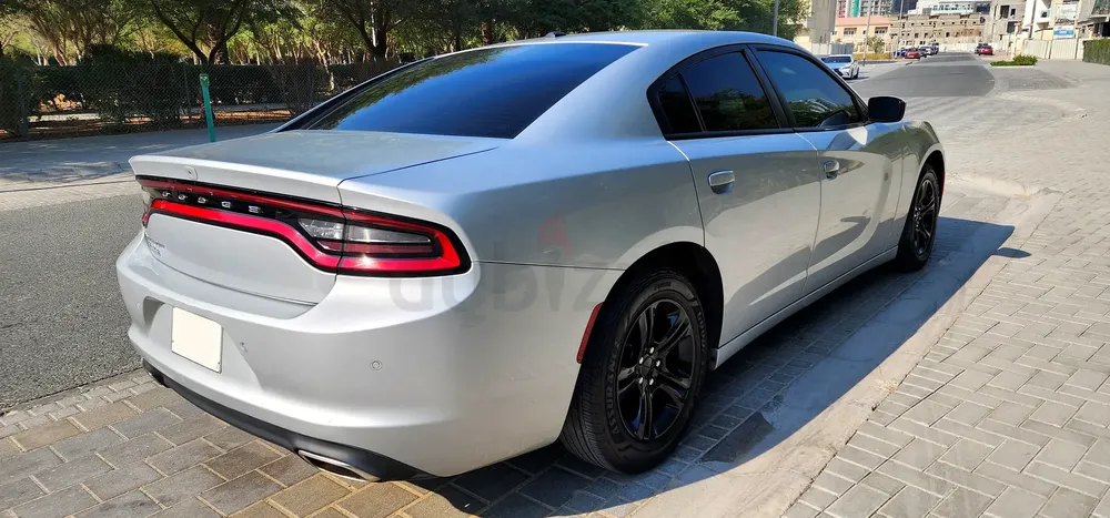 Dodge charger - Image 5