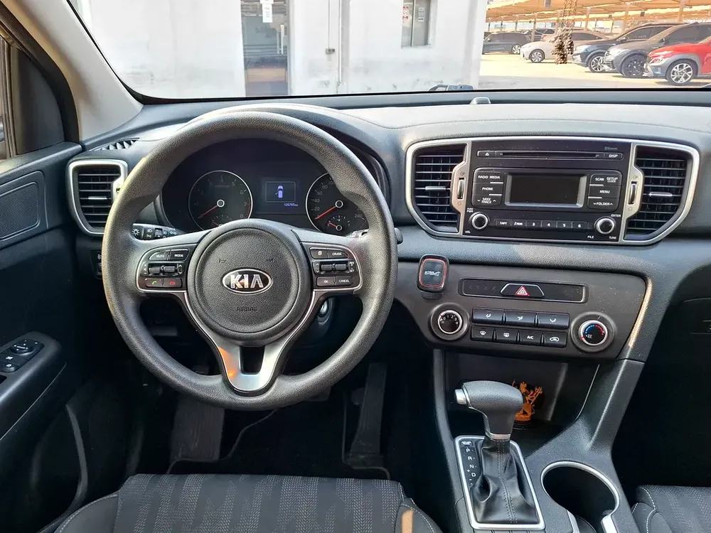 AED 593/month | 2018 Kia Sportage Base | GCC Specs | Ref#410078 - Image 10