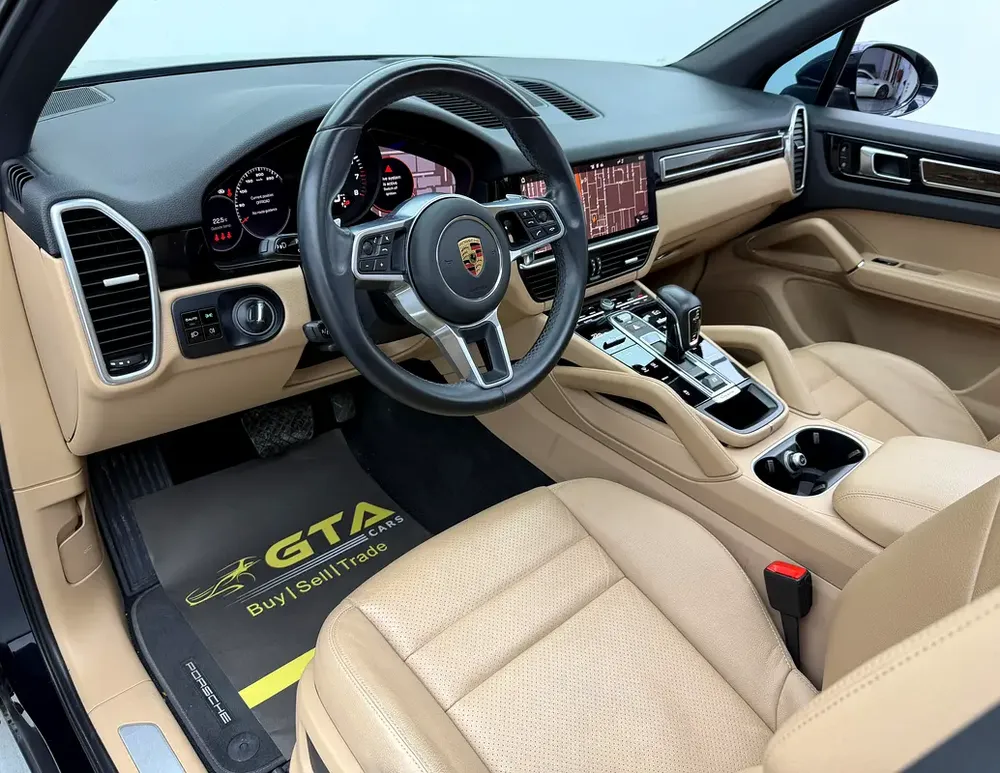 2021 Porsche Cayenne, Warranty, Full Porsche Service History, Excellent Condition, GCC - Image 10