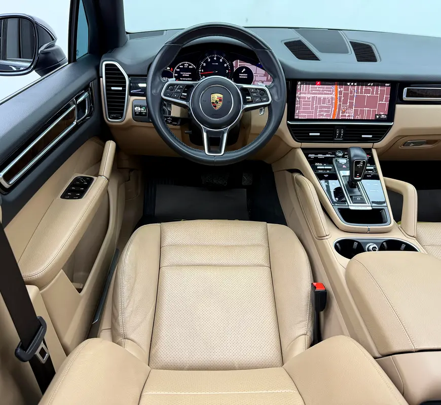 2021 Porsche Cayenne, Warranty, Full Porsche Service History, Excellent Condition, GCC - Image 13