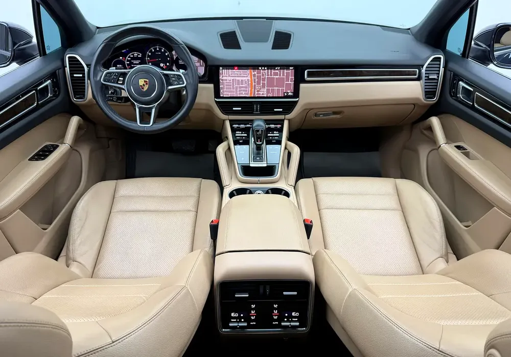 2021 Porsche Cayenne, Warranty, Full Porsche Service History, Excellent Condition, GCC - Image 14