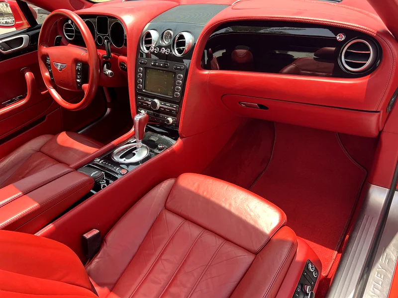BENTLEY FLYING SPUR - Image 11