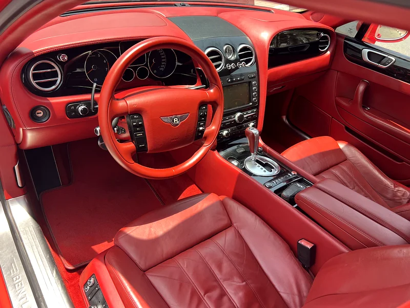 BENTLEY FLYING SPUR - Image 12