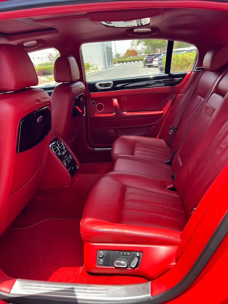BENTLEY FLYING SPUR - Image 15