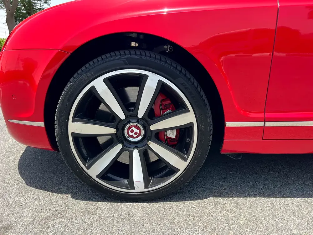 BENTLEY FLYING SPUR - Image 20