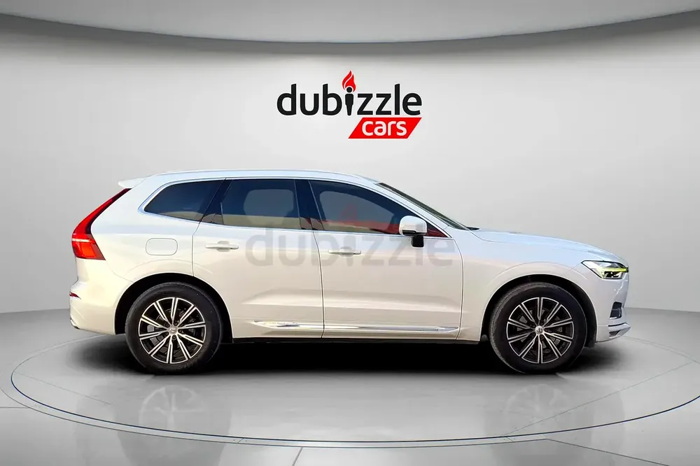 AED 1140/month | 2020 Volvo XC60 T5 Inscription | GCC Specs | Ref#477598 - Image 4