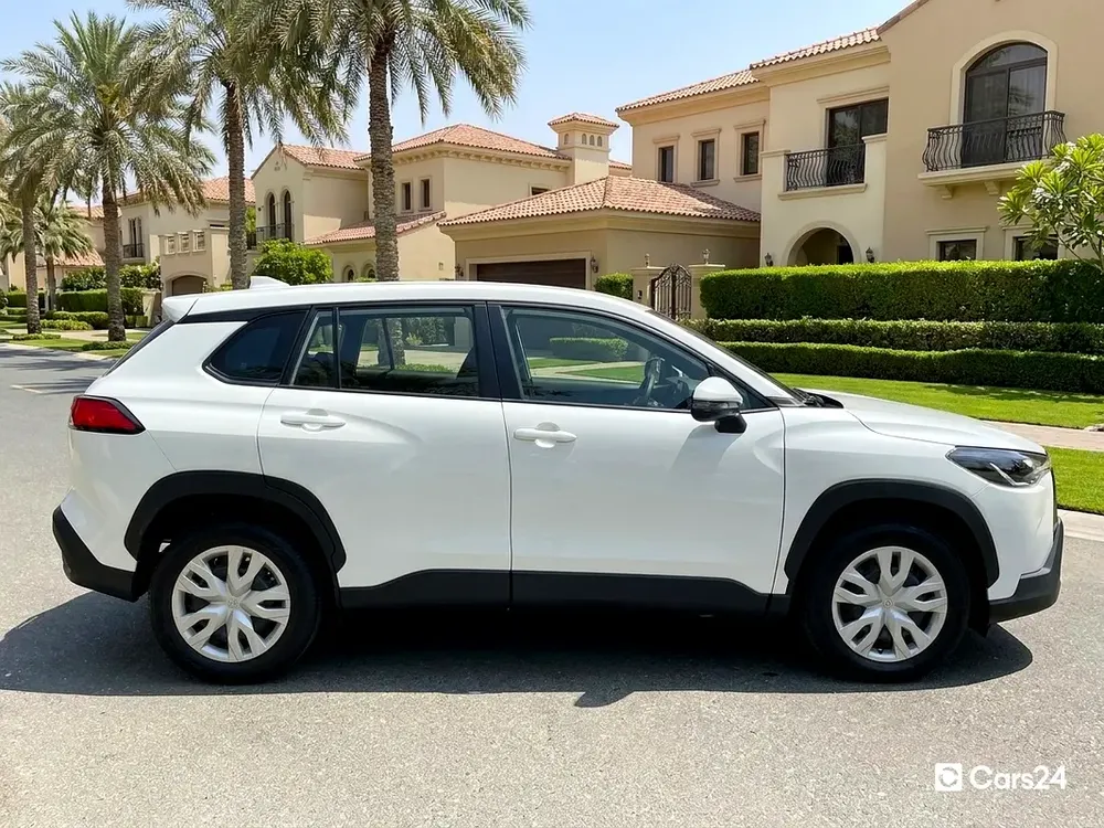 AED 992/m | 0 DP | Free 3 Months Warranty | Service History | 30D Return | TOYOTA COROLLA CROSS 2023 - Image 5