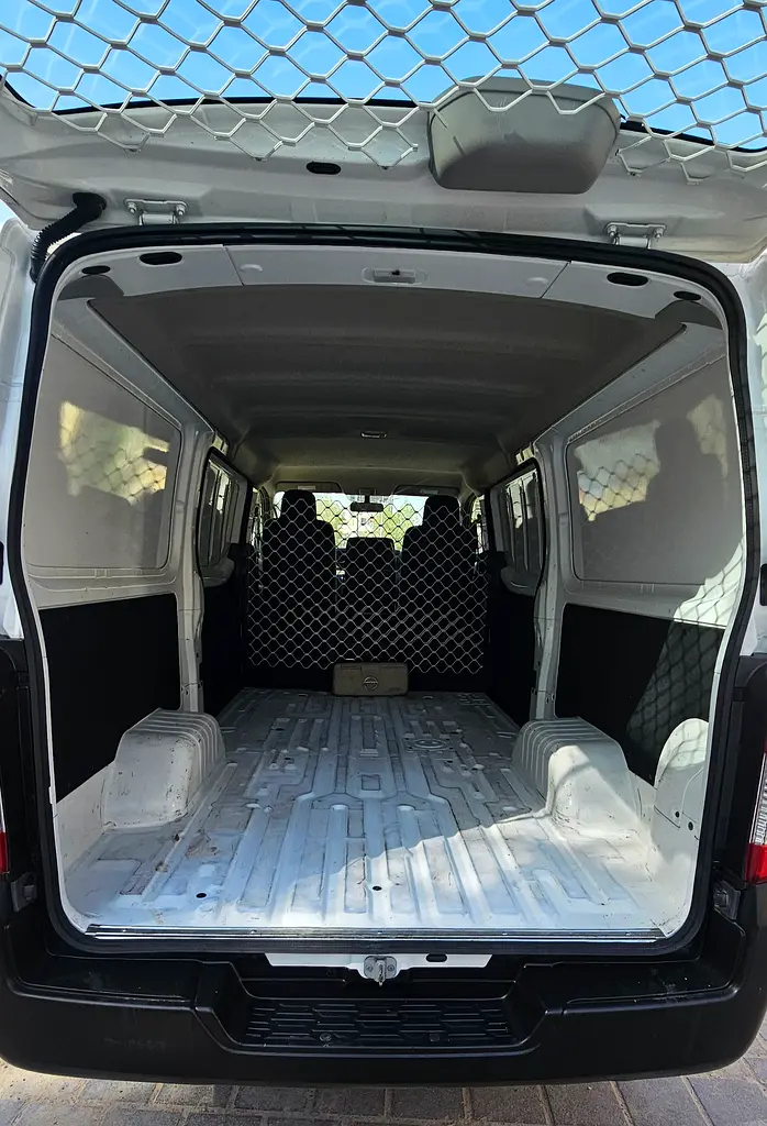 NISSAN URVAN NV350 2022 - GCC 2022 - PERFECT FOR BUSINESS. - Image 5
