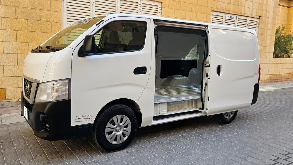 NISSAN URVAN NV350 2022 - GCC 2022 - PERFECT FOR BUSINESS. - Image 7