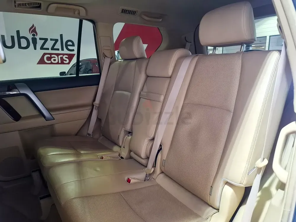AED 3520/month | 2016 Toyota Prado  | GCC Specs | Ref#466520 - Image 12