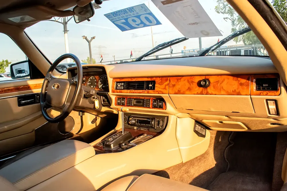 1991-JAGUAR XJS | 71000 KM | EXCELLENT CONDITION | JAPAN IMPORT | CLASSIC CAR - Image 13