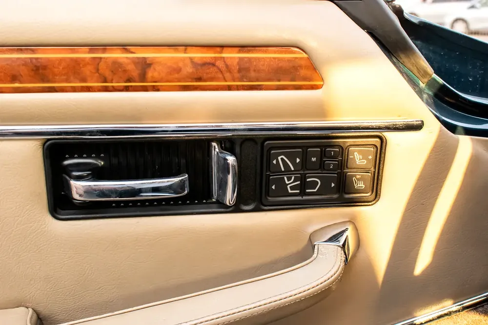 1991-JAGUAR XJS | 71000 KM | EXCELLENT CONDITION | JAPAN IMPORT | CLASSIC CAR - Image 18