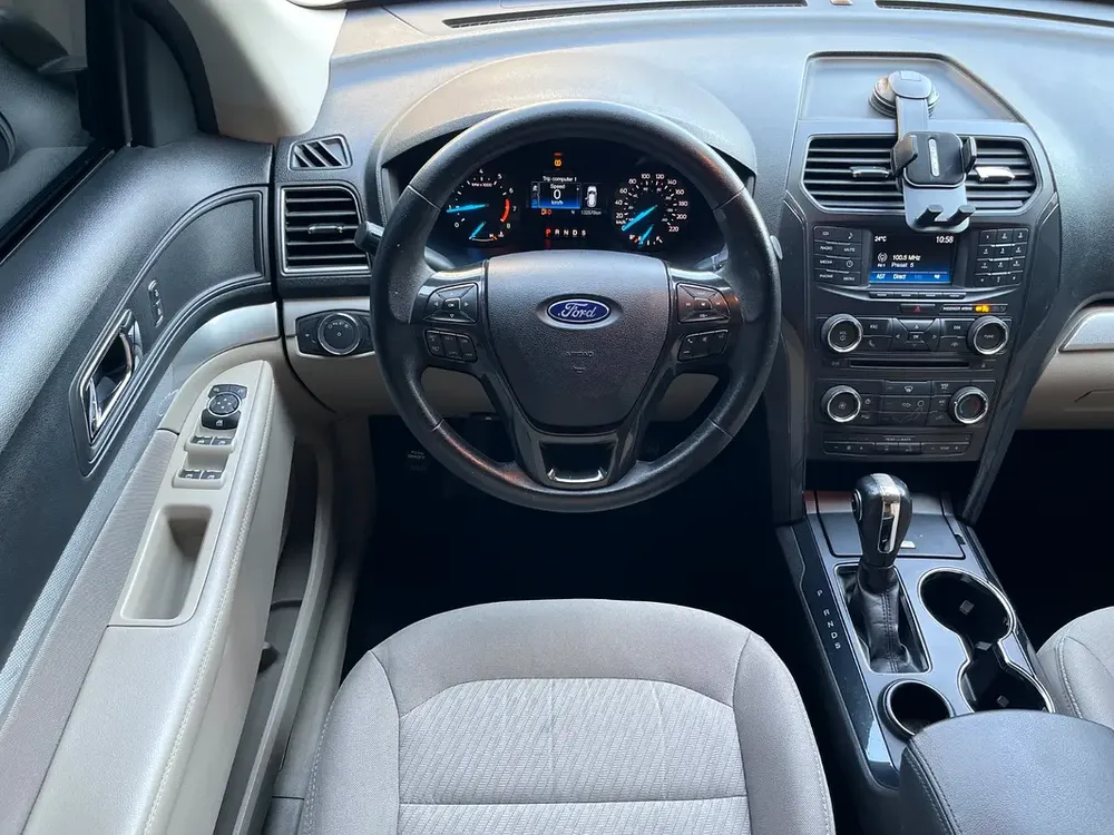 Original Paint // GCC Specs // 7 Seater // Single Owned // 2018 Ford Explorer - Image 11