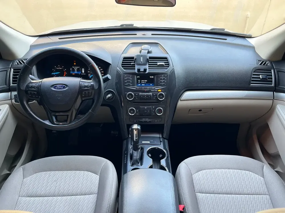 Original Paint // GCC Specs // 7 Seater // Single Owned // 2018 Ford Explorer - Image 13