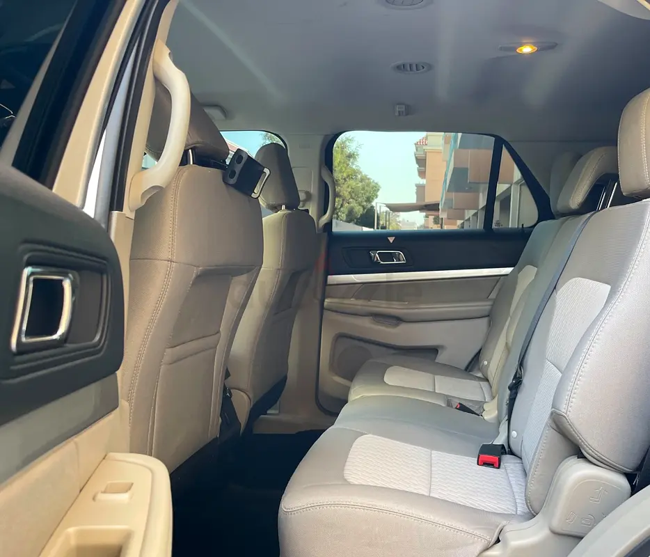Original Paint // GCC Specs // 7 Seater // Single Owned // 2018 Ford Explorer - Image 14