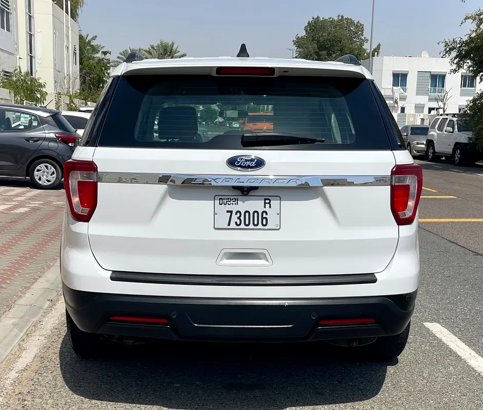 Original Paint // GCC Specs // 7 Seater // Single Owned // 2018 Ford Explorer - Image 5