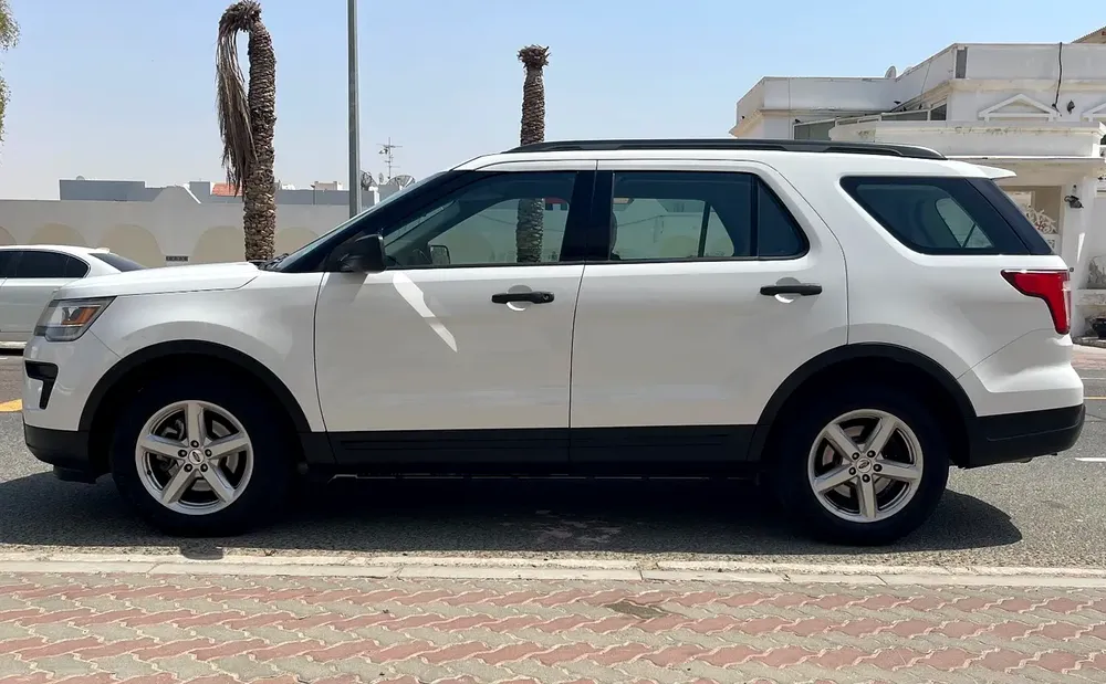Original Paint // GCC Specs // 7 Seater // Single Owned // 2018 Ford Explorer - Image 6