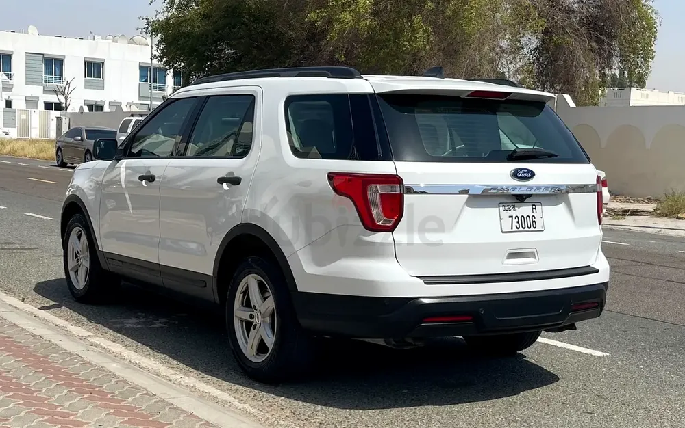 Original Paint // GCC Specs // 7 Seater // Single Owned // 2018 Ford Explorer - Image 7