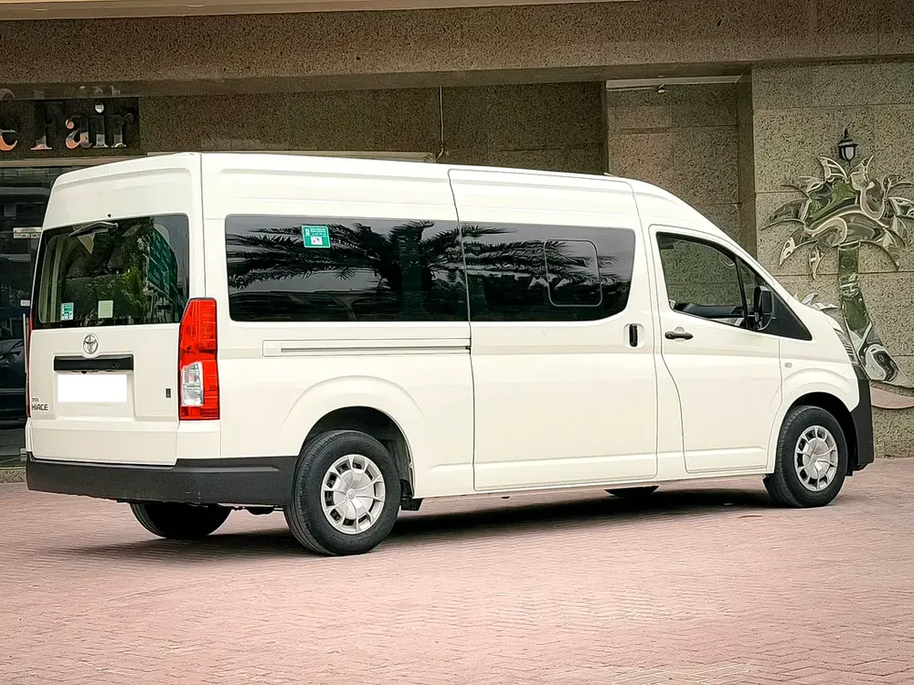 Toyota Haice HighRoof 13-Seater Gcc Low Km Clean Car - Image 5