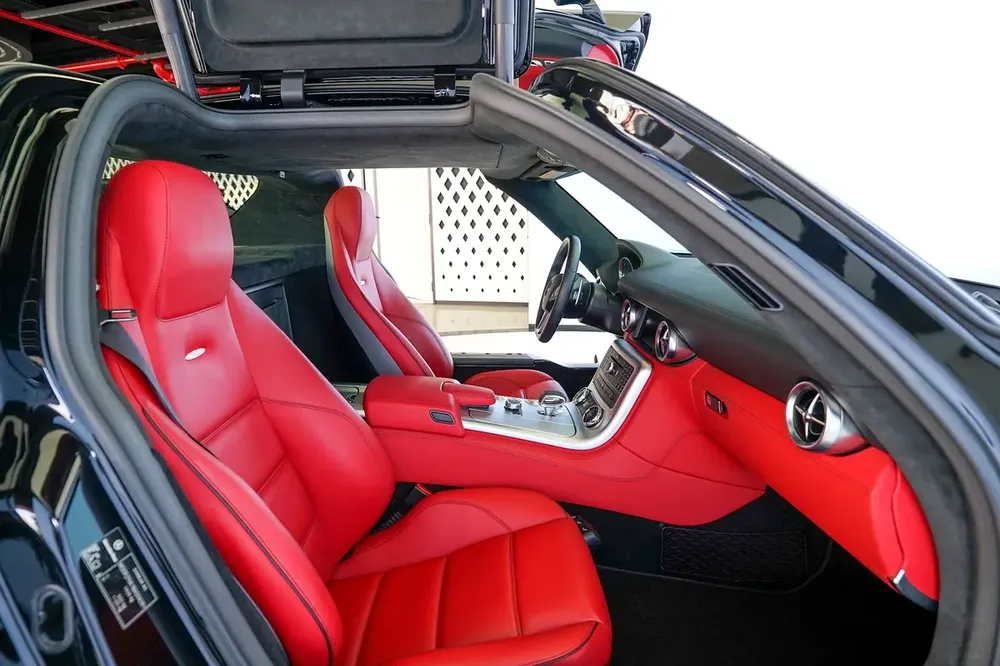 SLS AMG | BANG OLUFSEN AUDIO | WARRANTY AVAILABLE - Image 11