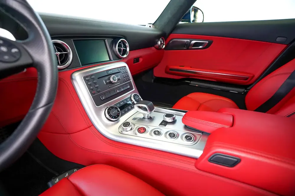 SLS AMG | BANG OLUFSEN AUDIO | WARRANTY AVAILABLE - Image 9