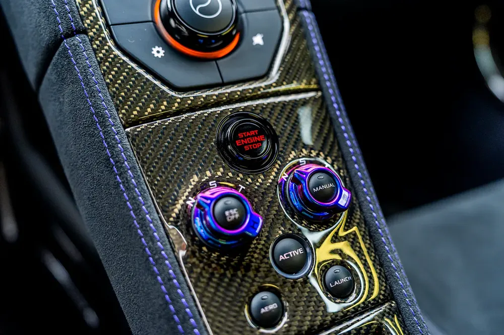 2016 McLaren 688 MSO HS - Image 17