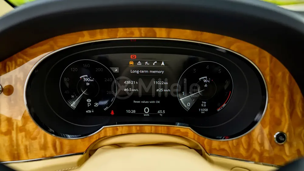BENTLEY BENTAYGA | IN-HOUSE FINANCING AVAILABLE | DRIVE TODAY PAY LATER! - Image 13