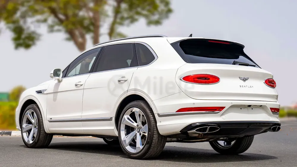 BENTLEY BENTAYGA | IN-HOUSE FINANCING AVAILABLE | DRIVE TODAY PAY LATER! - Image 6