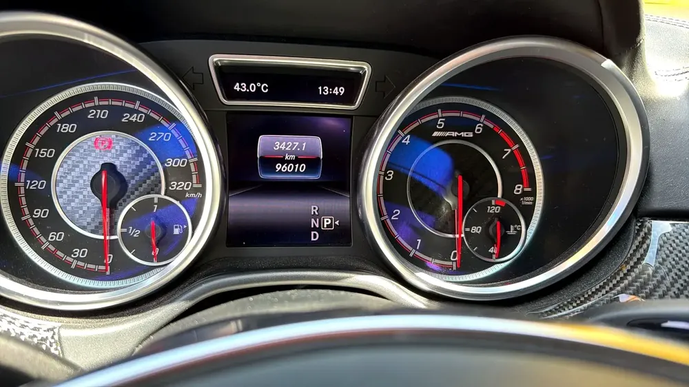 Mercedes - Image 7