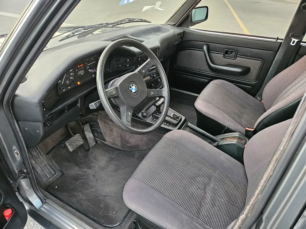 BMW 520I 1987 CLASSIC JAPAN IMPORTED - Image 11