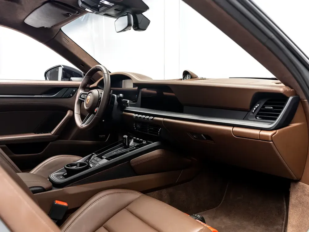 SUMMER STARTS NOW | EXCLUSIVE DEAL BY BLACKLINE! 2029 Porsche Warranty, GCC, Low KMs - Image 14