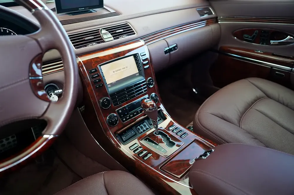 MAYBACH 62 S | PRIVACY SUITE | REAR ENTERTAINMENT | WARRANTY AVAILABLE - Image 10