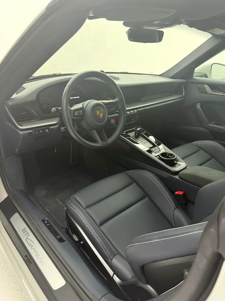 2025 Porsche 911 Carrera | GCC Specs | Brand New Condition - Image 8