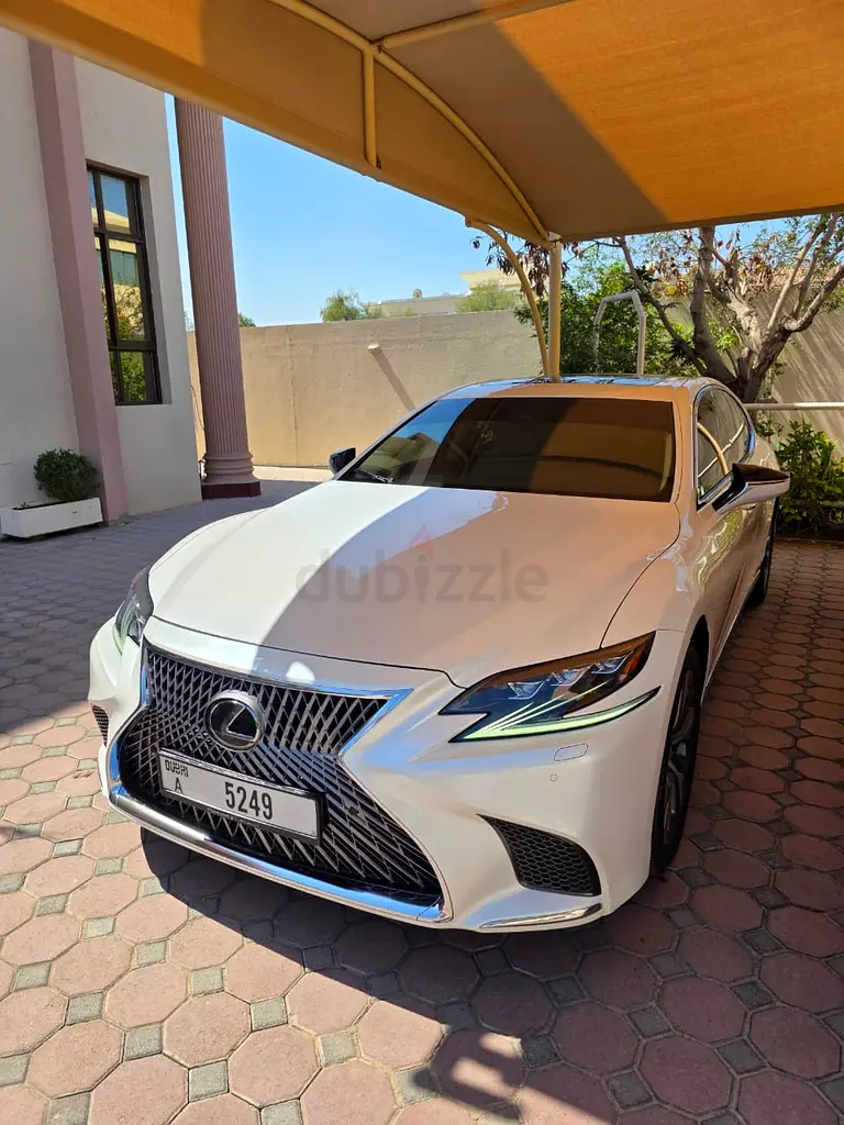 LEXUS LS 350 2018 | GCC | FULL SERVICE HISTORY FROM AL FUTTAIM - Image 6
