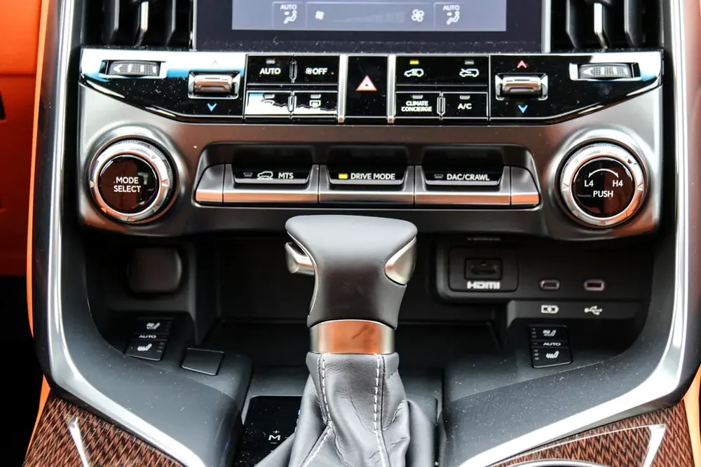 Lexus LX 600 VIP 2026 - GCC Specs - Brand New - Image 12