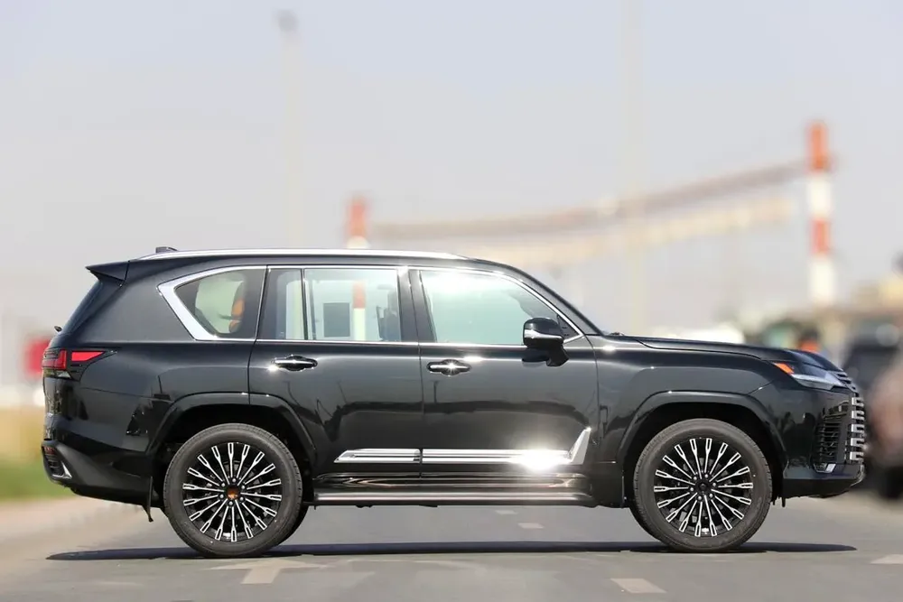 Lexus LX 600 VIP 2026 - GCC Specs - Brand New - Image 4
