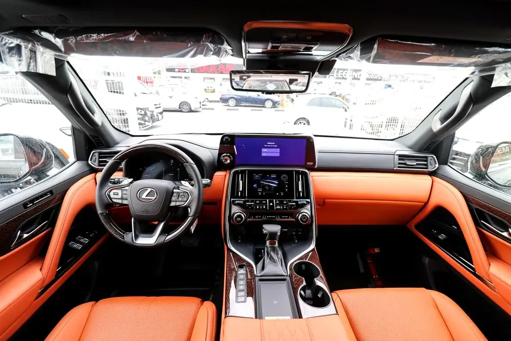 Lexus LX 600 VIP 2026 - GCC Specs - Brand New - Image 5