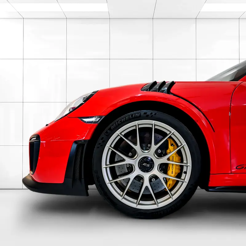 2018 PORSCHE GT2 RS / WEISSACH PACKAGE / GCC - Image 6