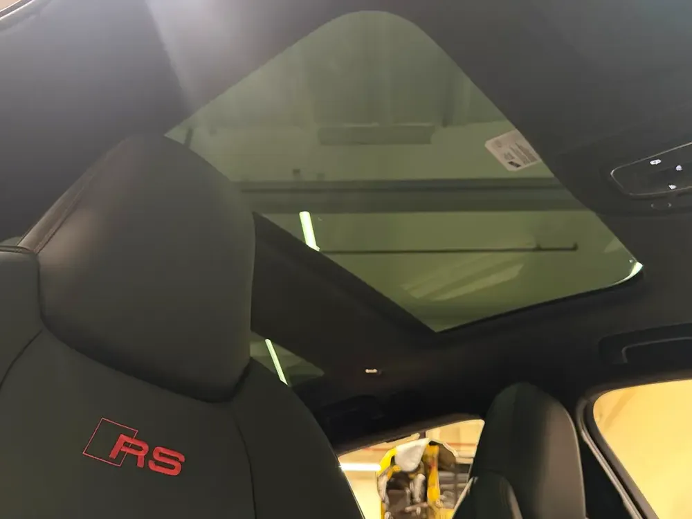 RS6 PERFORMANCE 4.0 TFSI QUATTRO | Warranty | Service - Image 15