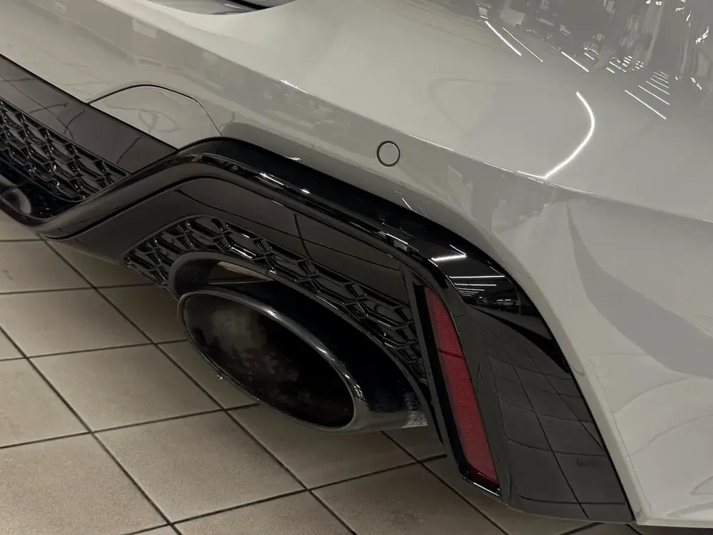RS6 PERFORMANCE 4.0 TFSI QUATTRO | Warranty | Service - Image 7