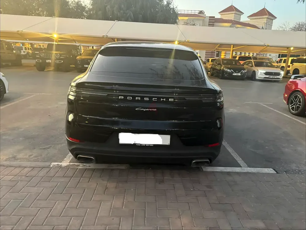 2024 Porsche Cayenne Coupe | Low KM | Mint | Warranty - Image 9